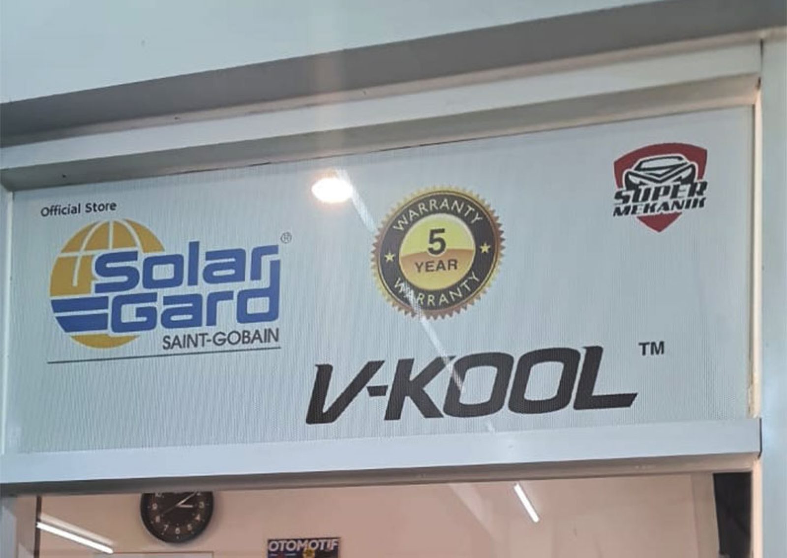 Modifikasi kaca film solar gard